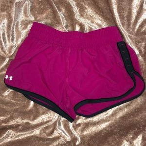 semi- fitted Under Armor shorts